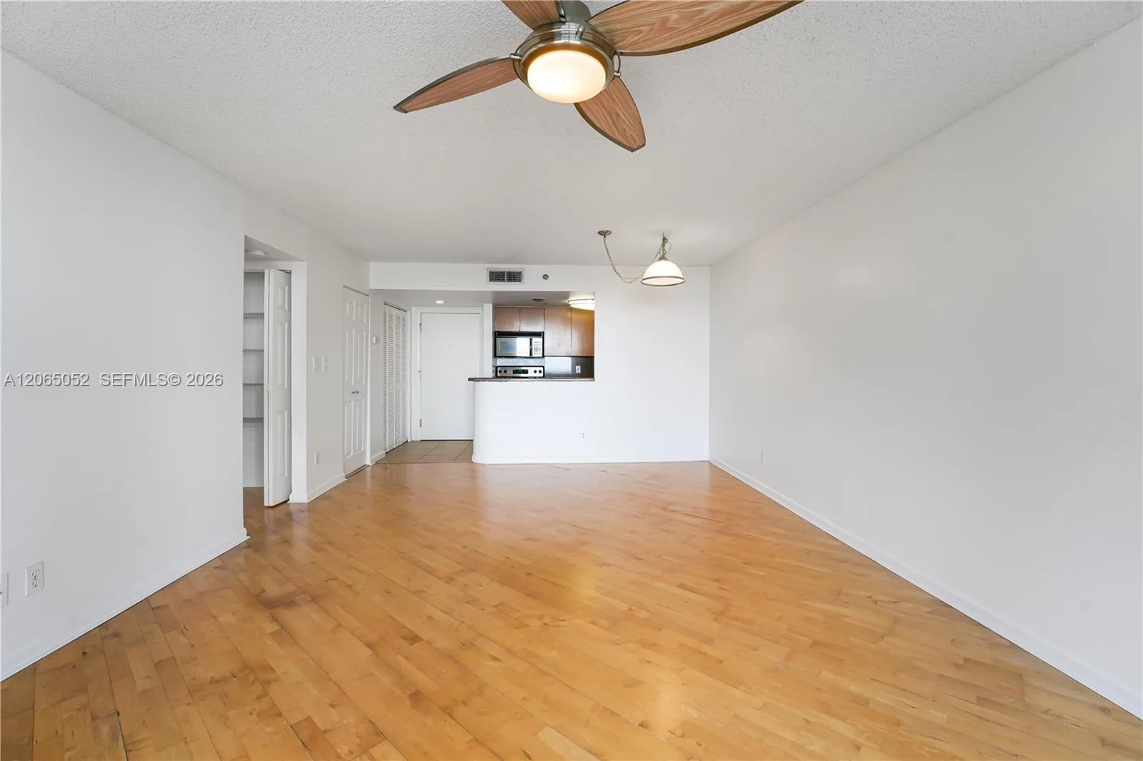770 Claughton Island Dr # 808, Miami, FL 33131 photo 5