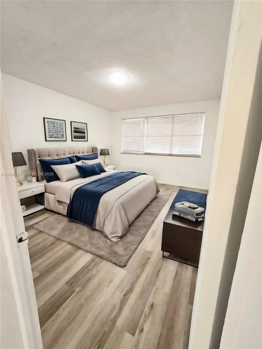 1255 Marseille # 21, Miami Beach, FL 33141 photo 3