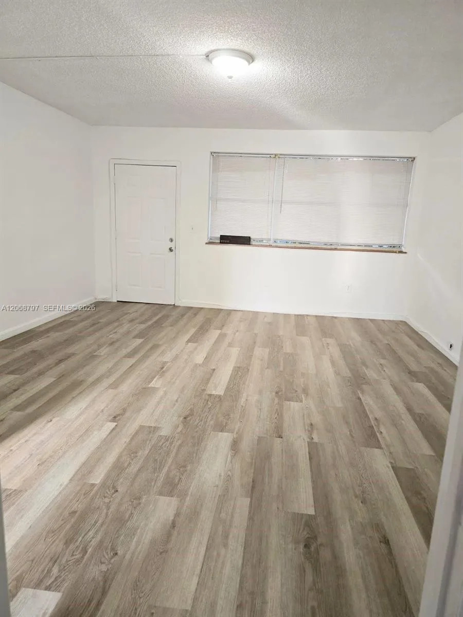 1255 Marseille # 21, Miami Beach, FL 33141 photo 9