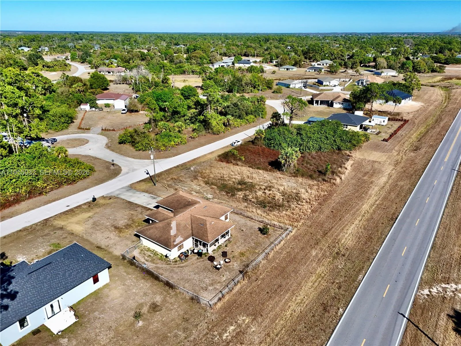 3019 S Balsam Cir, La Belle, FL 33935 photo 5