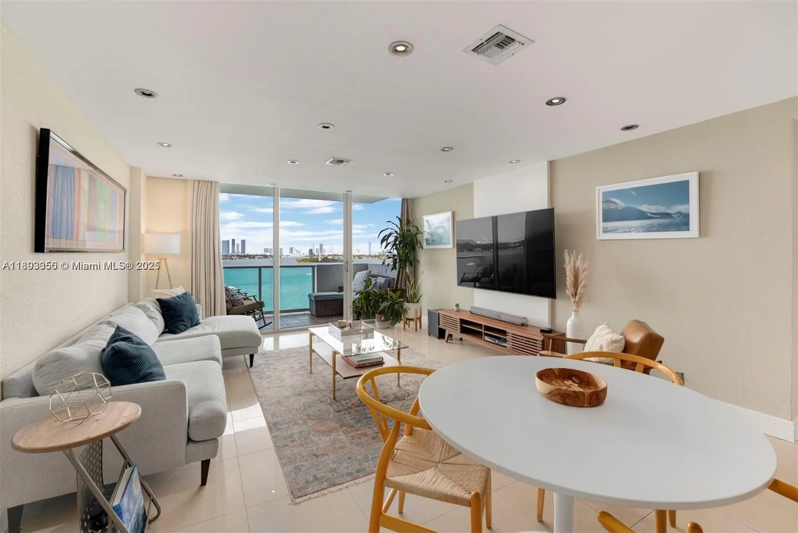 1200 West Ave # 725, Miami Beach, FL 33139 photo 3