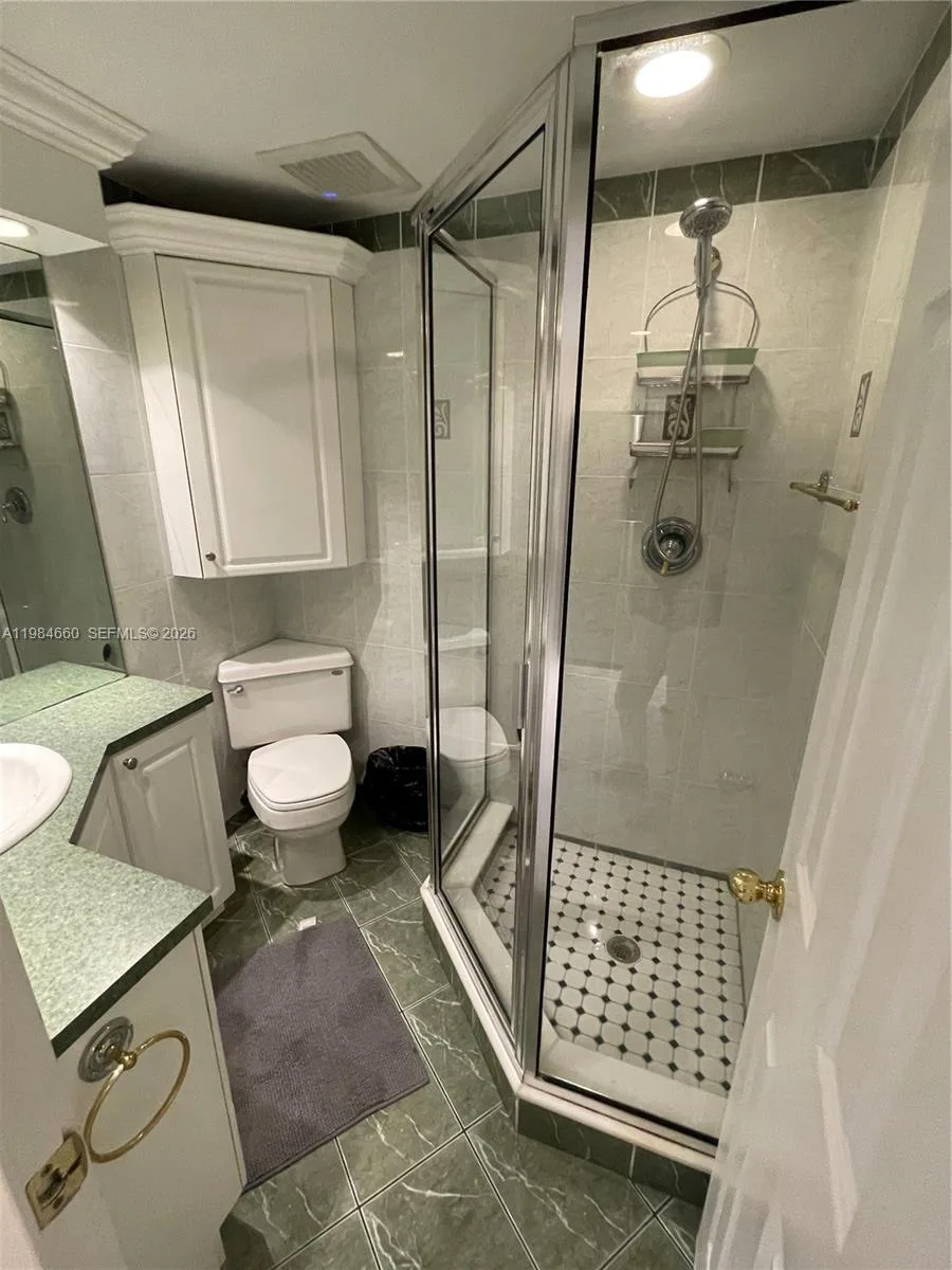 201 178th Dr # 313, Sunny Isles Beach, FL 33160 photo 10
