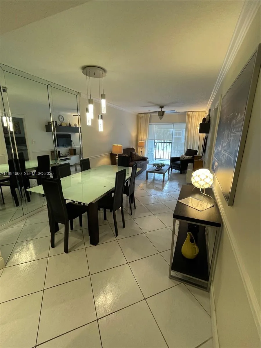 201 178th Dr # 313, Sunny Isles Beach, FL 33160 photo 3