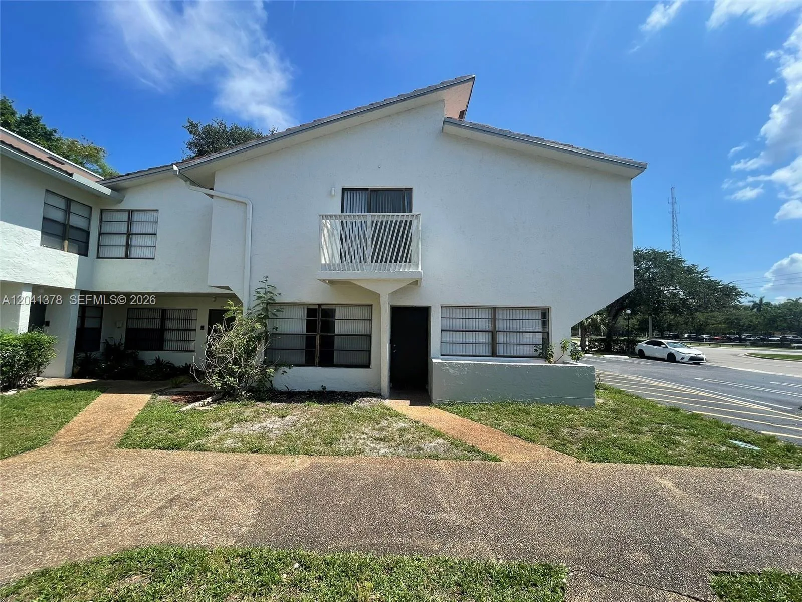 2580 Coral Springs Dr # 2580, Coral Springs, FL 33065