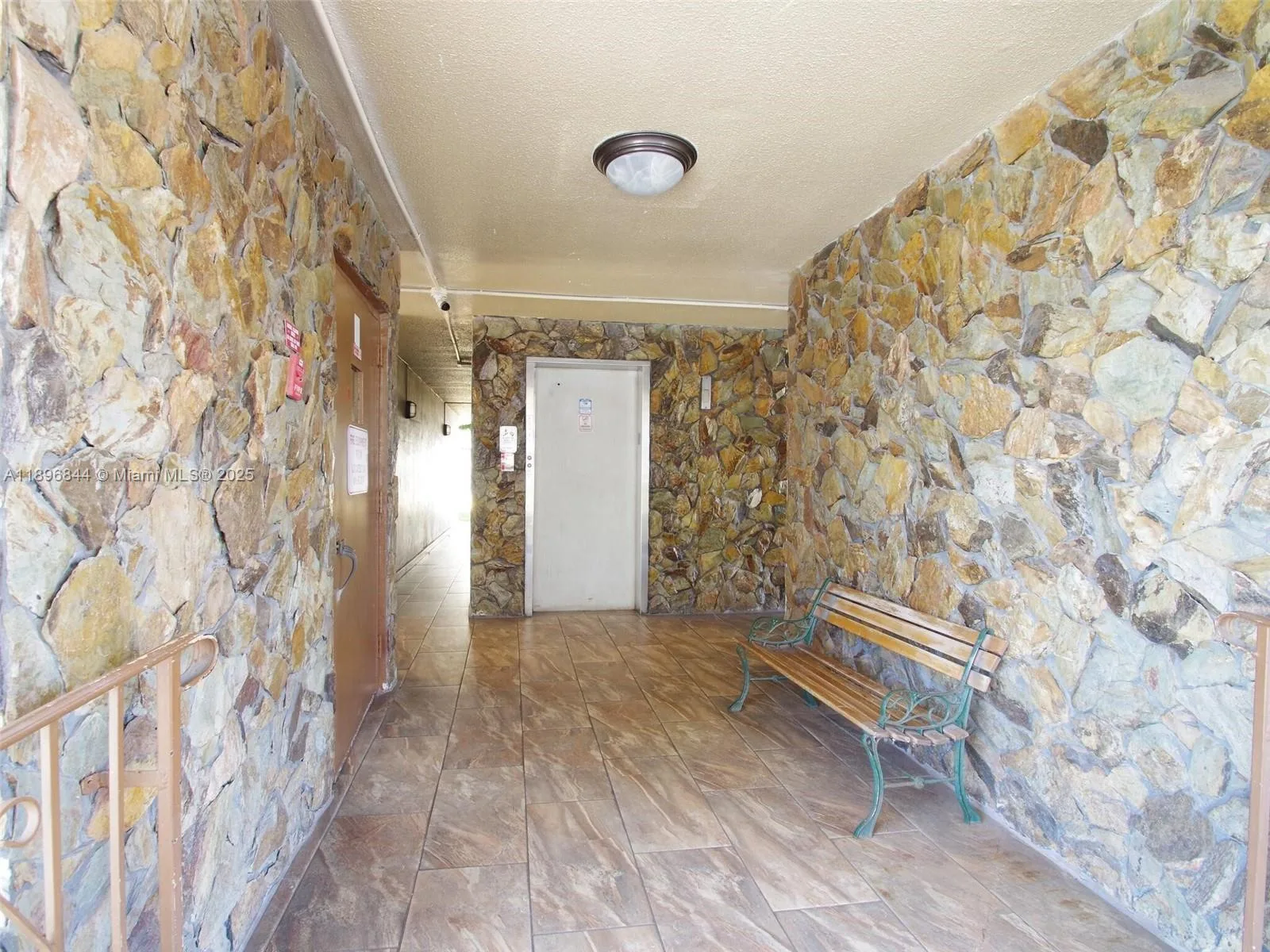 420 NE 12th Ave # 401, Hallandale Beach, FL 33009 photo 3