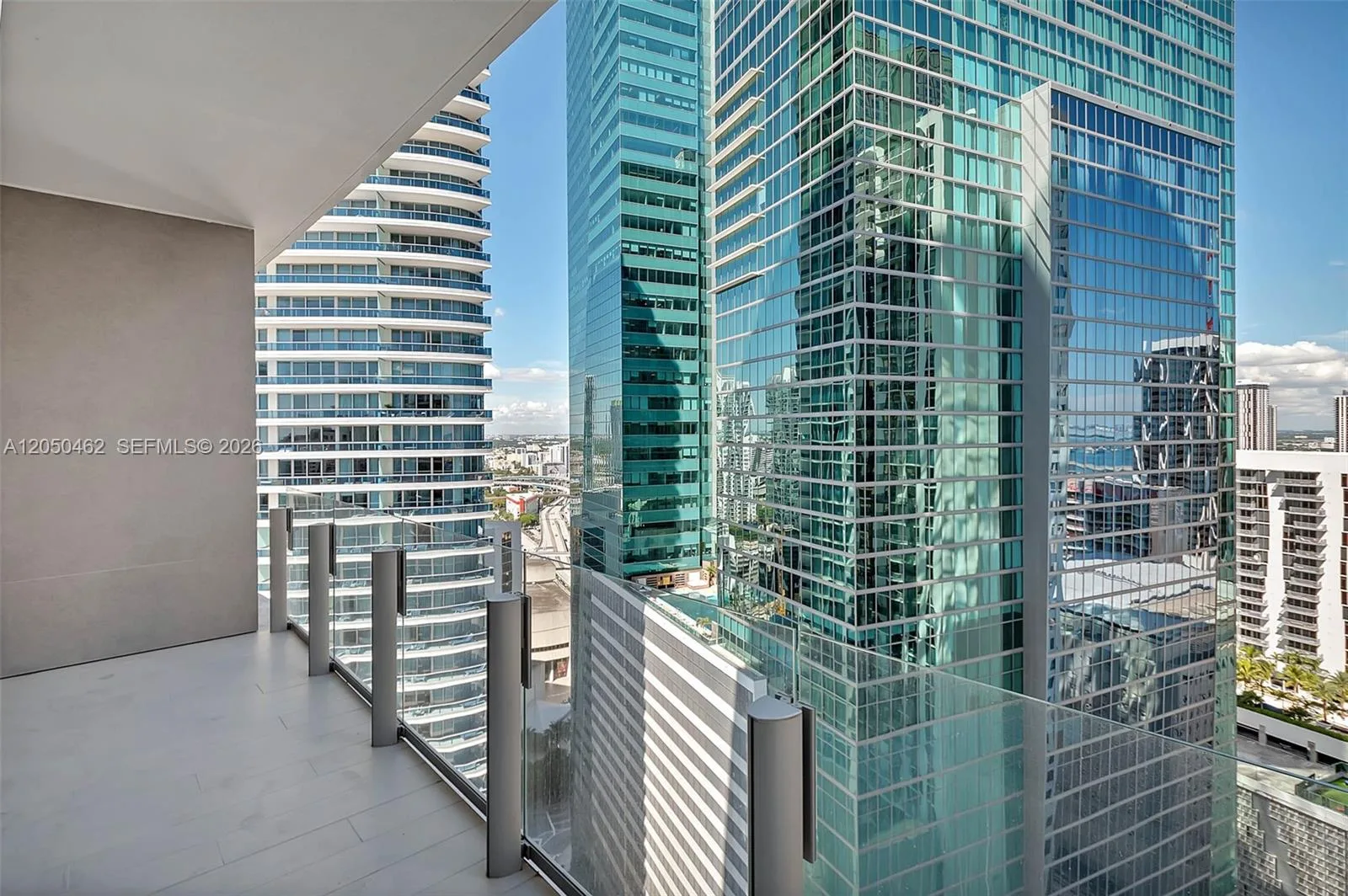300 Biscayne Boulevard Way # 3008W, Miami, FL 33131 photo 9