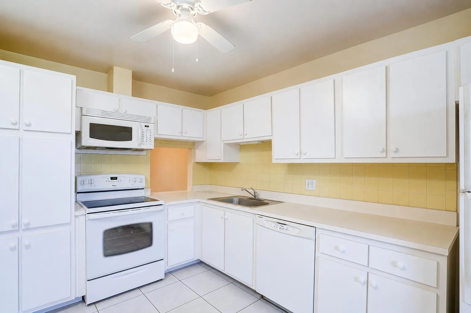 5780 FERNLEY Drive W # 144, West Palm Beach, FL 33415 photo 5