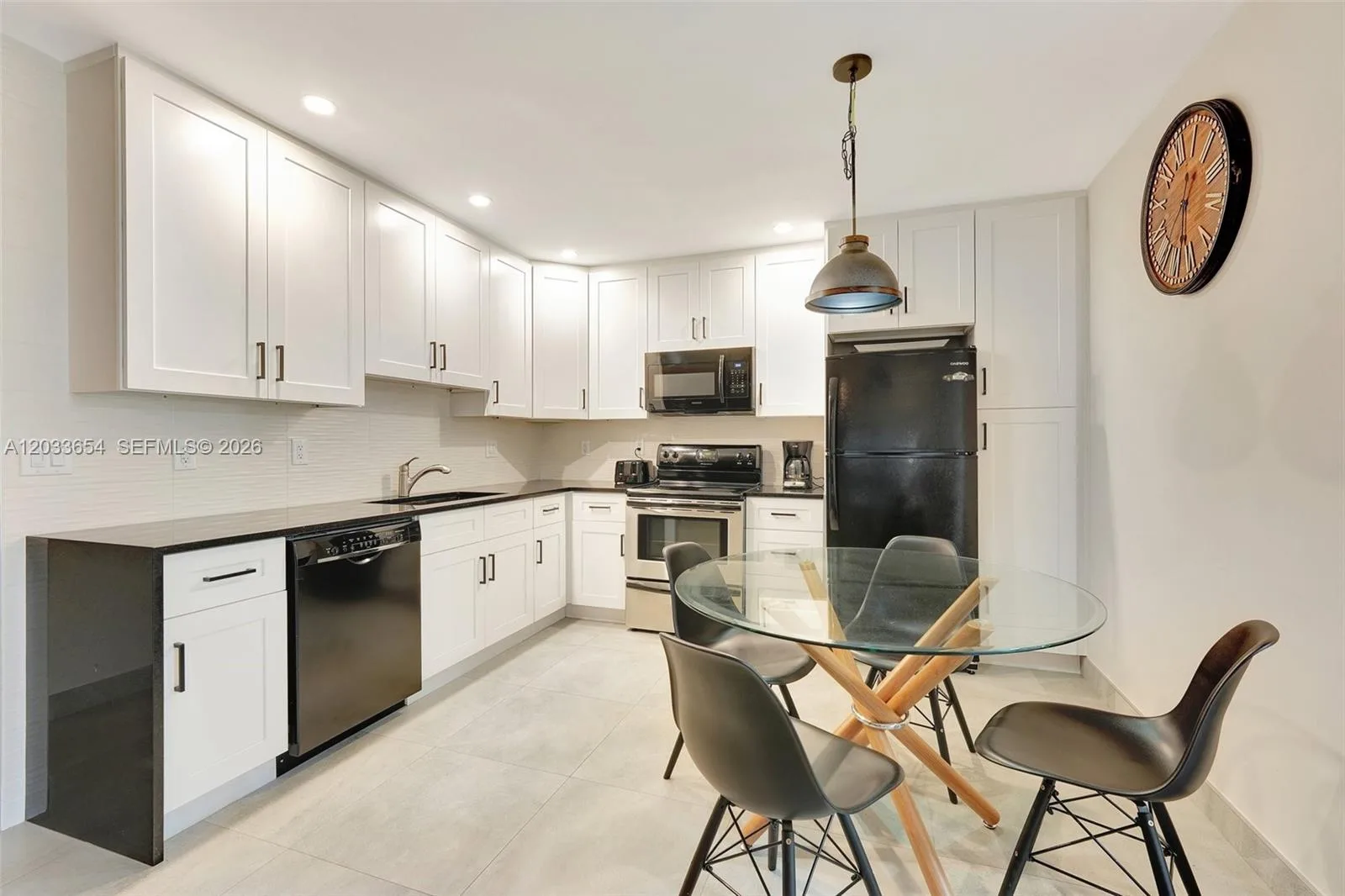 221 SE 9th Ave # 102, Pompano Beach, FL 33060