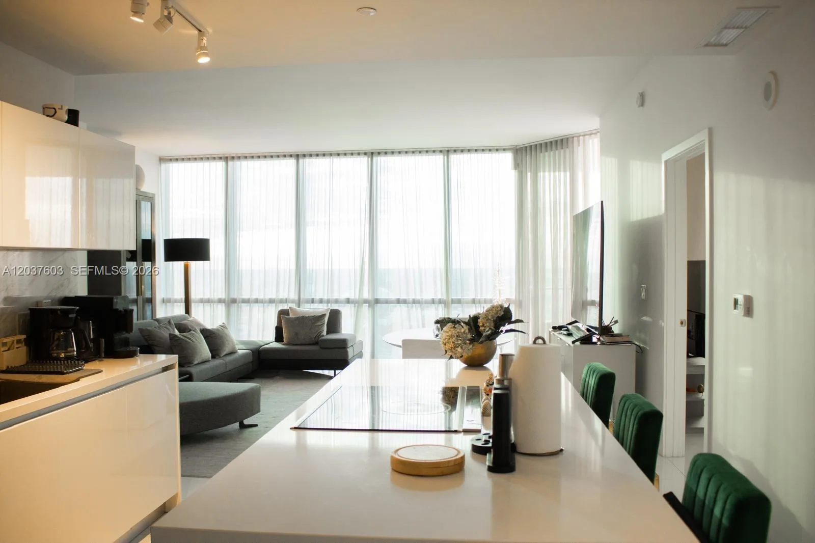 851 NE 1st Ave # 4806, Miami, FL 33132 photo 2