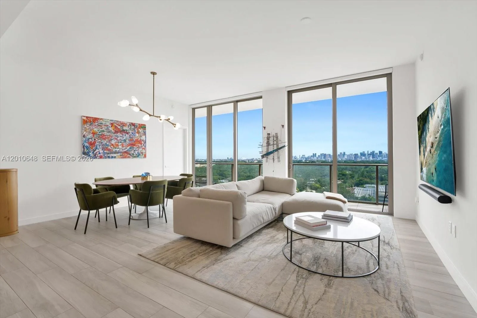 2678 Tigertail Ave # 1404, Miami, FL 33133