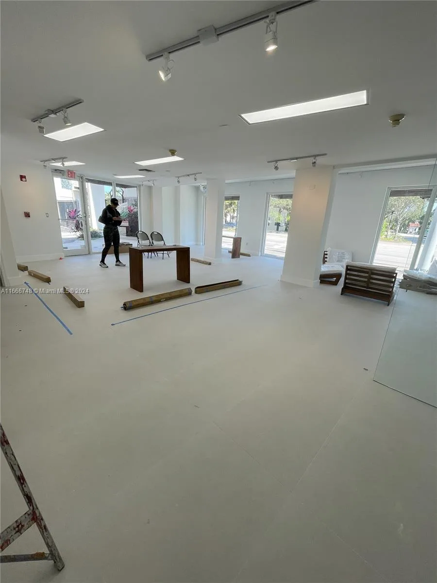 5050 Biscayne Blvd # 100, Miami, FL 33137 photo 5
