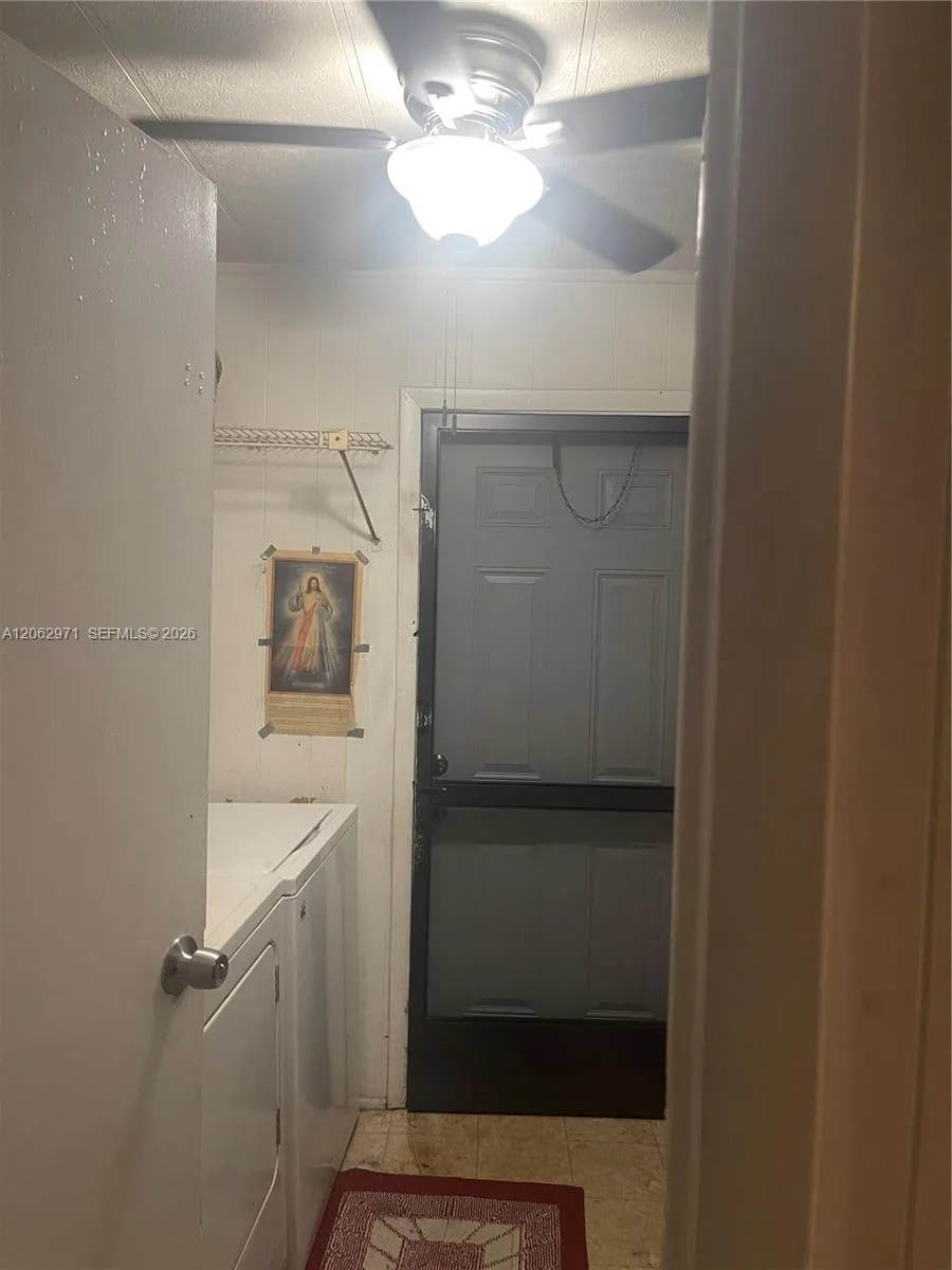 2311 NW 27th Ter, Fort Lauderdale, FL 33311 photo 9