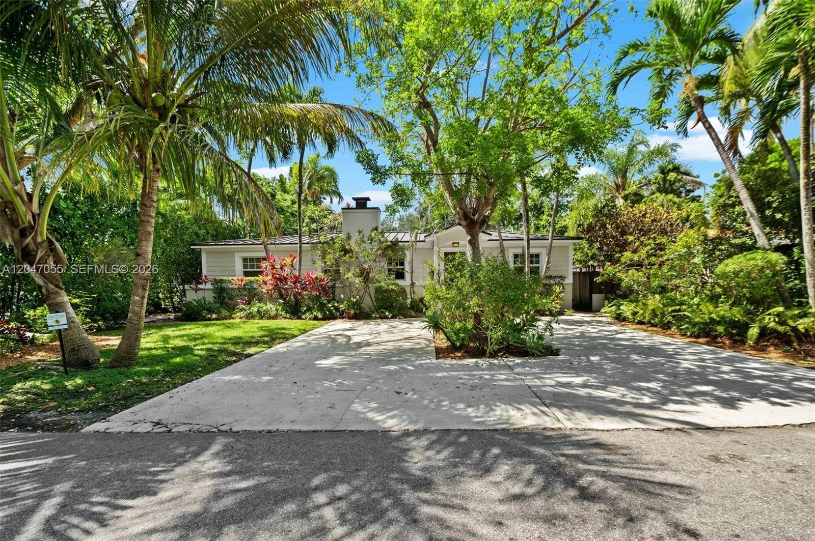 4054 Bonita Ave, Miami, FL 33133 photo 3
