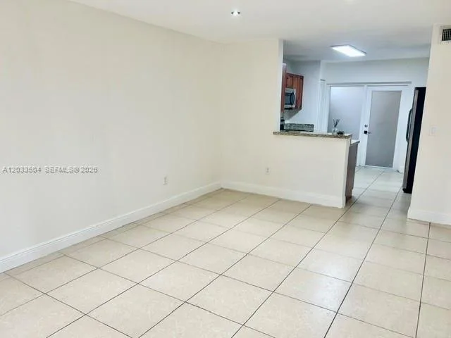 1095 SW 135th Pl, Miami, FL 33184 photo 2