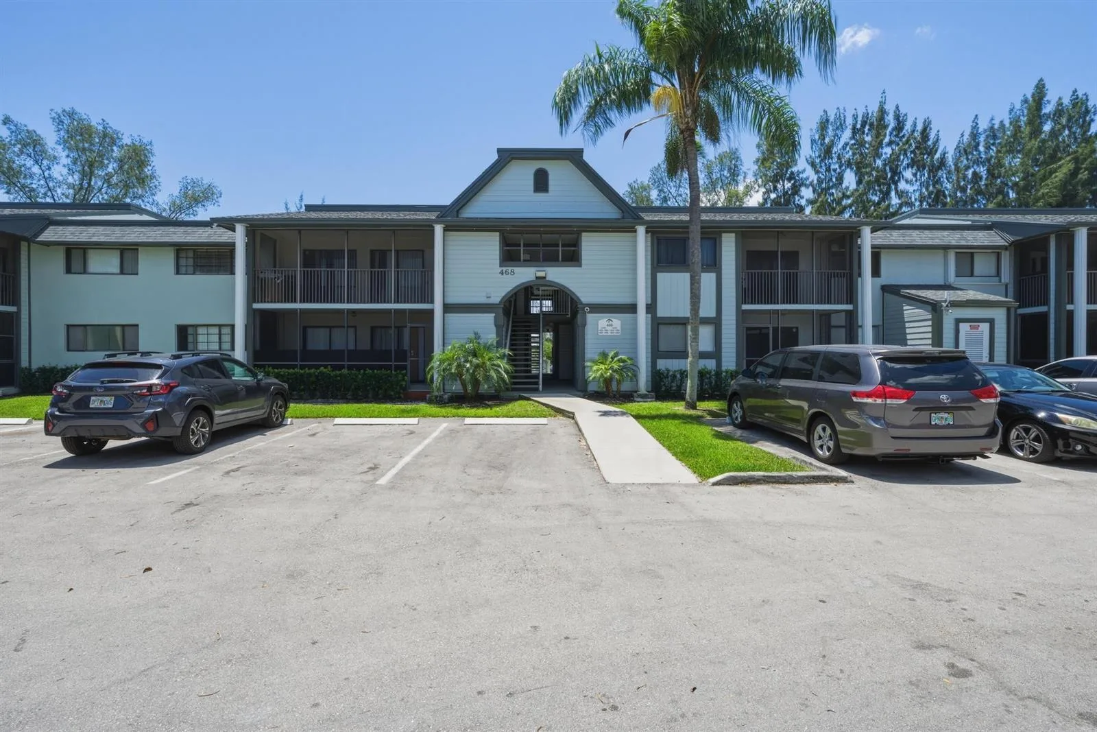 468 NE 206th Lane # 108-6, Miami, FL 33179