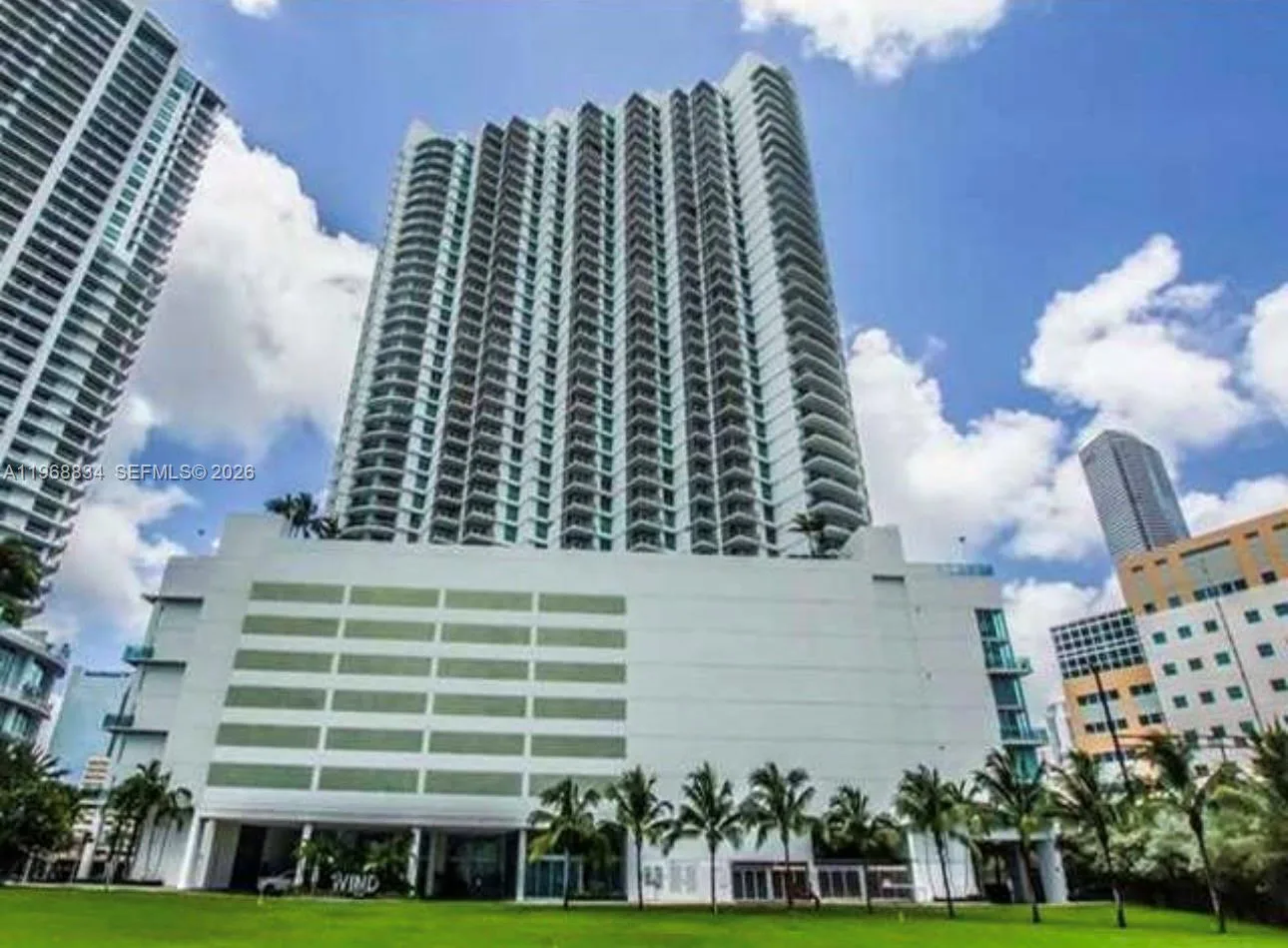 350 S Miami Ave # 3310, Miami, FL 33130 photo 4