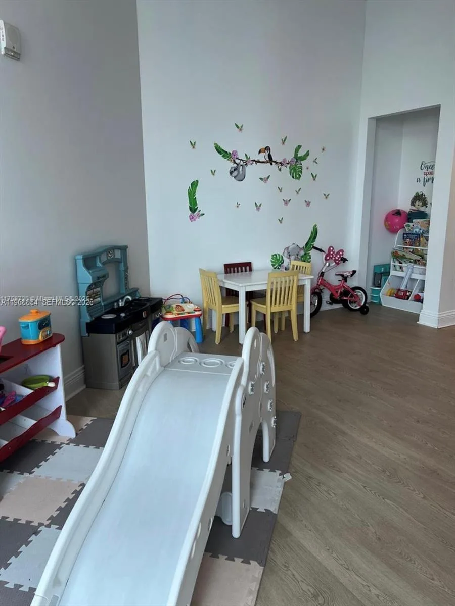 350 S Miami Ave # 3310, Miami, FL 33130 photo 9