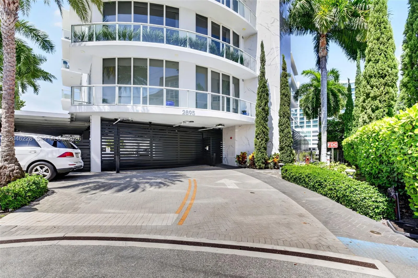 2895 NE 33rd Ct # 3A, Fort Lauderdale, FL 33306 photo 2