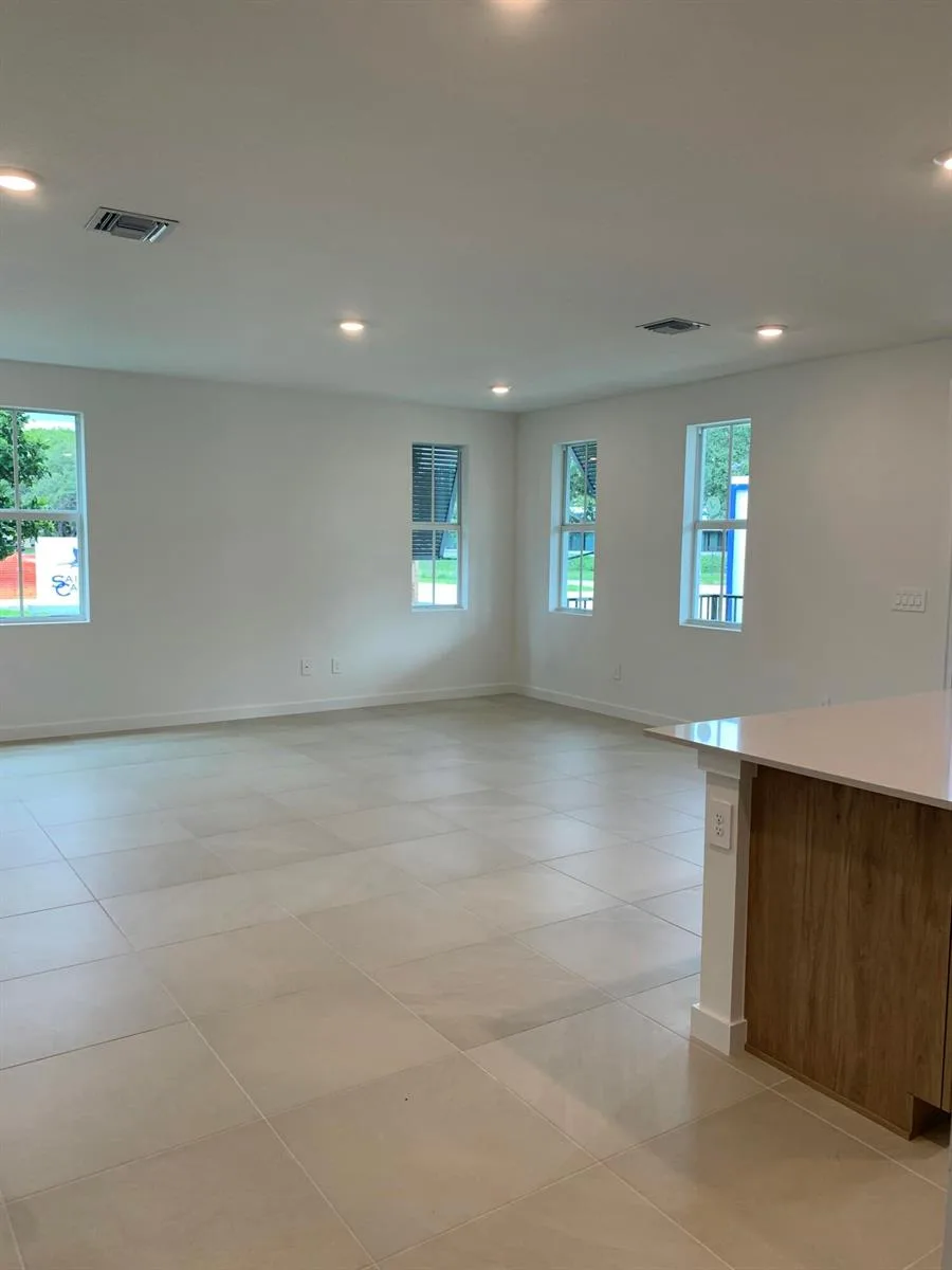 747 SE Central Parkway # 43, Stuart, FL 34994 photo 6