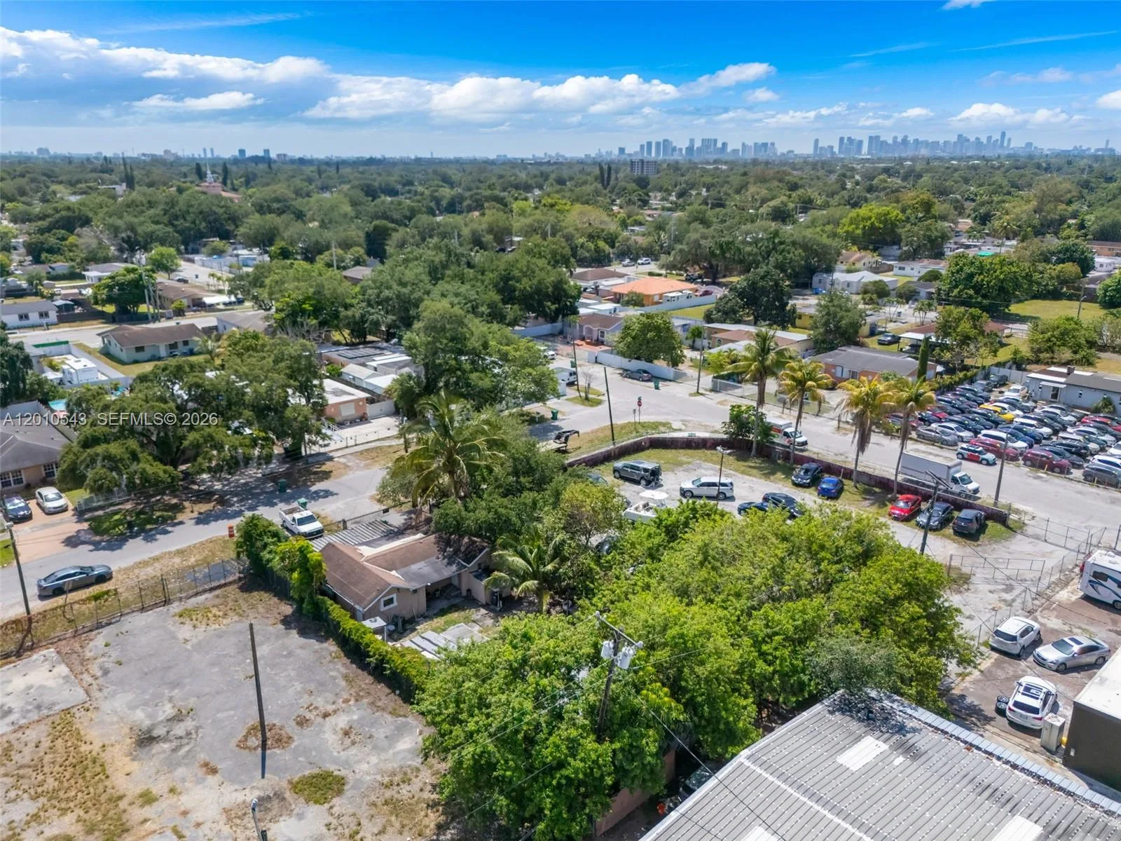 9422 NW 26th Ave, Miami, FL 33147 photo 8