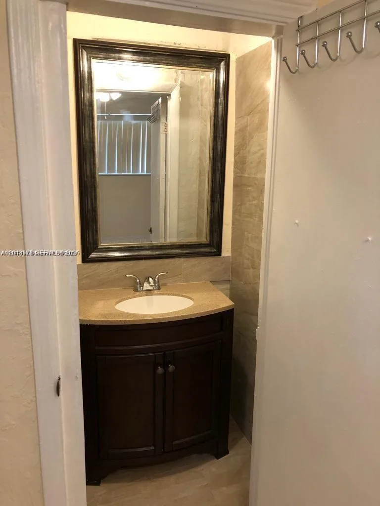 5411 Ravenswood Rd # 7a, Dania Beach, FL 33312 photo 3