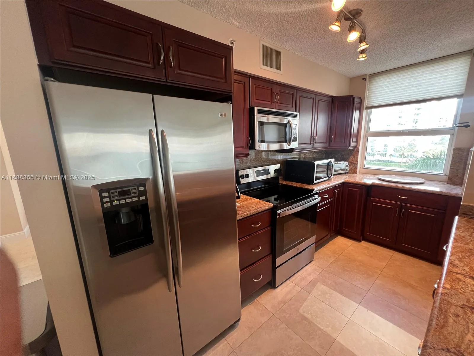 1155 Brickell Bay Dr # 401, Miami, FL 33131 photo 11