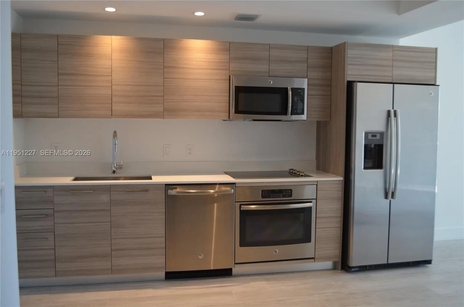 121 NE 34th St # 1803, Miami, FL 33137 photo 5