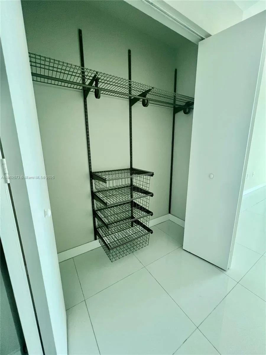 900 Biscayne Blvd # 3010, Miami, FL 33132 photo 11