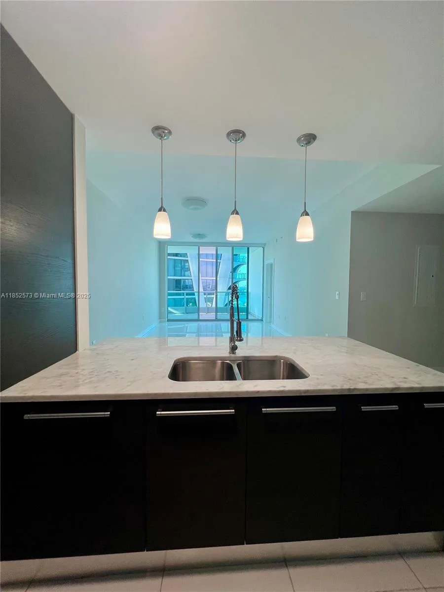 900 Biscayne Blvd # 3010, Miami, FL 33132 photo 3