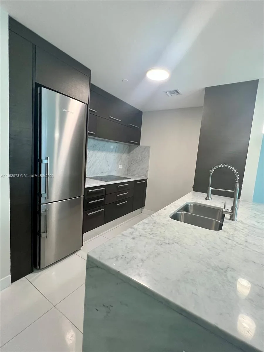 900 Biscayne Blvd # 3010, Miami, FL 33132 photo 5