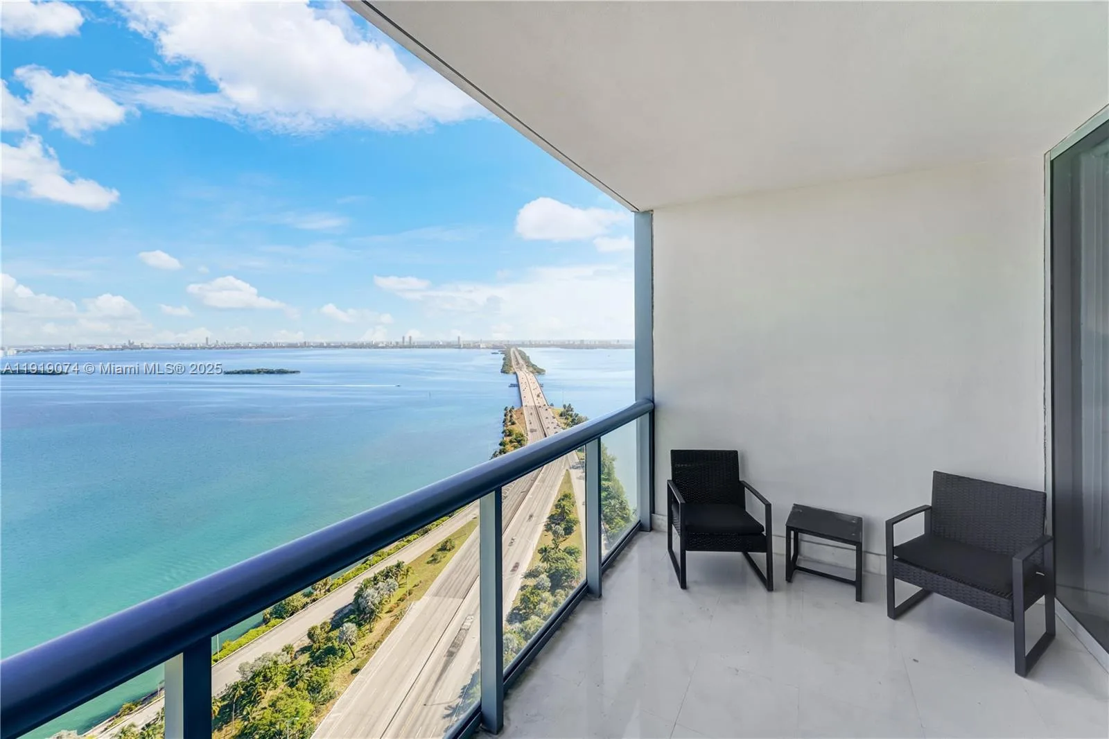 601 NE 36th St # 3310, Miami, FL 33137