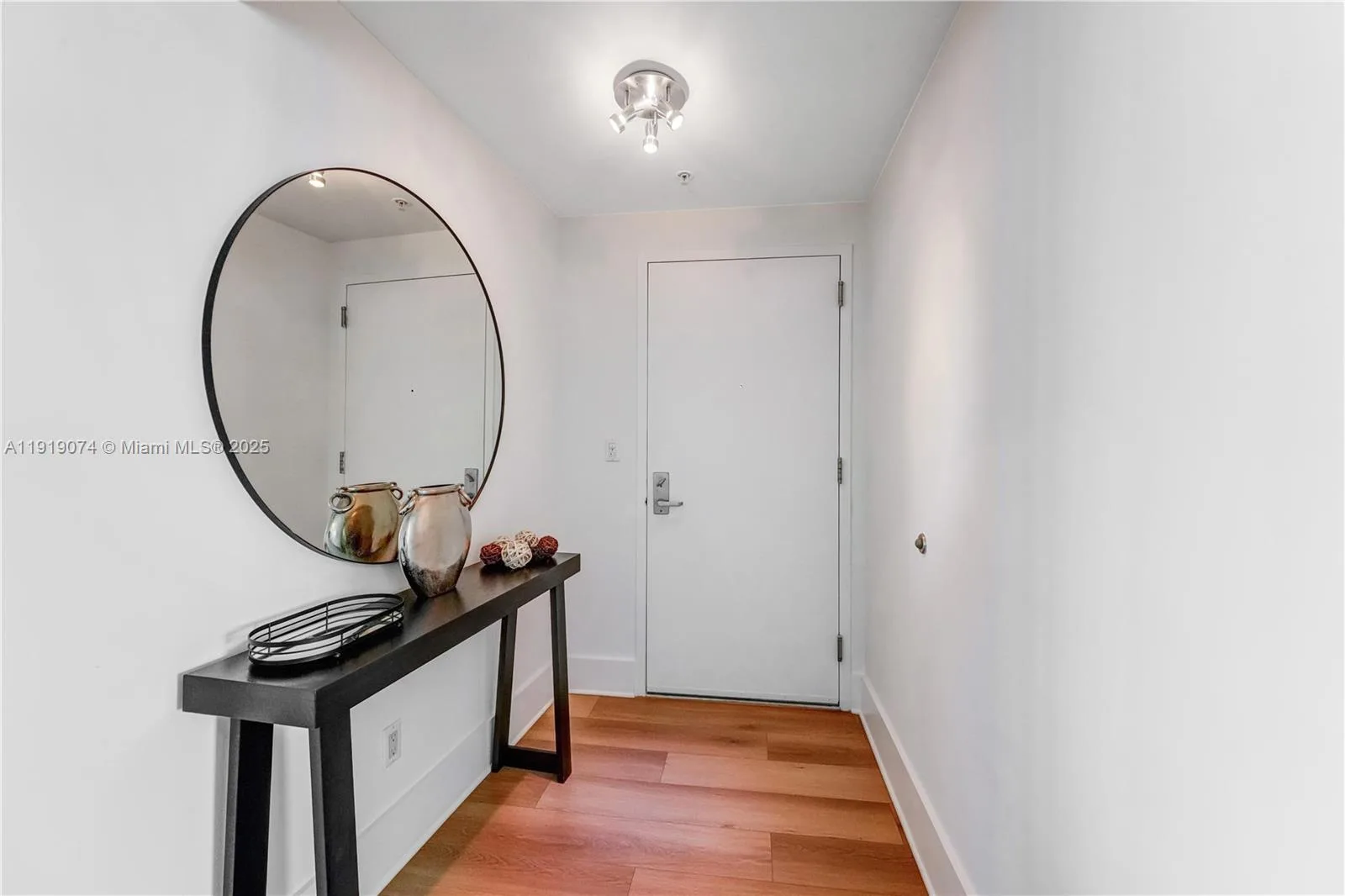 601 NE 36th St # 3310, Miami, FL 33137 photo 6