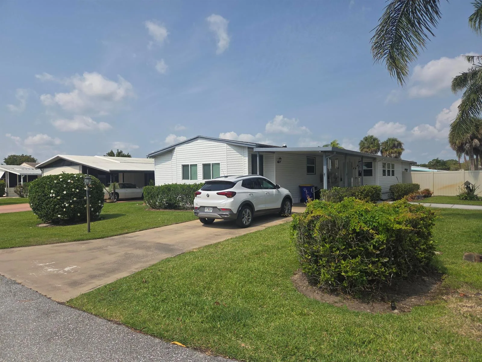 7750 SE Shenandoah Drive, Hobe Sound, FL 33455