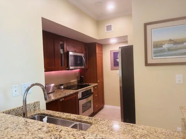 975 NW Flagler Avenue # 403, Stuart, FL 34994 photo 4
