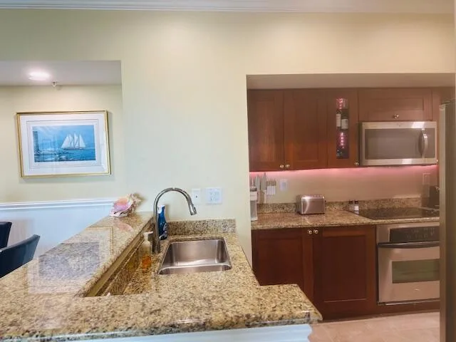 975 NW Flagler Avenue # 403, Stuart, FL 34994 photo 5