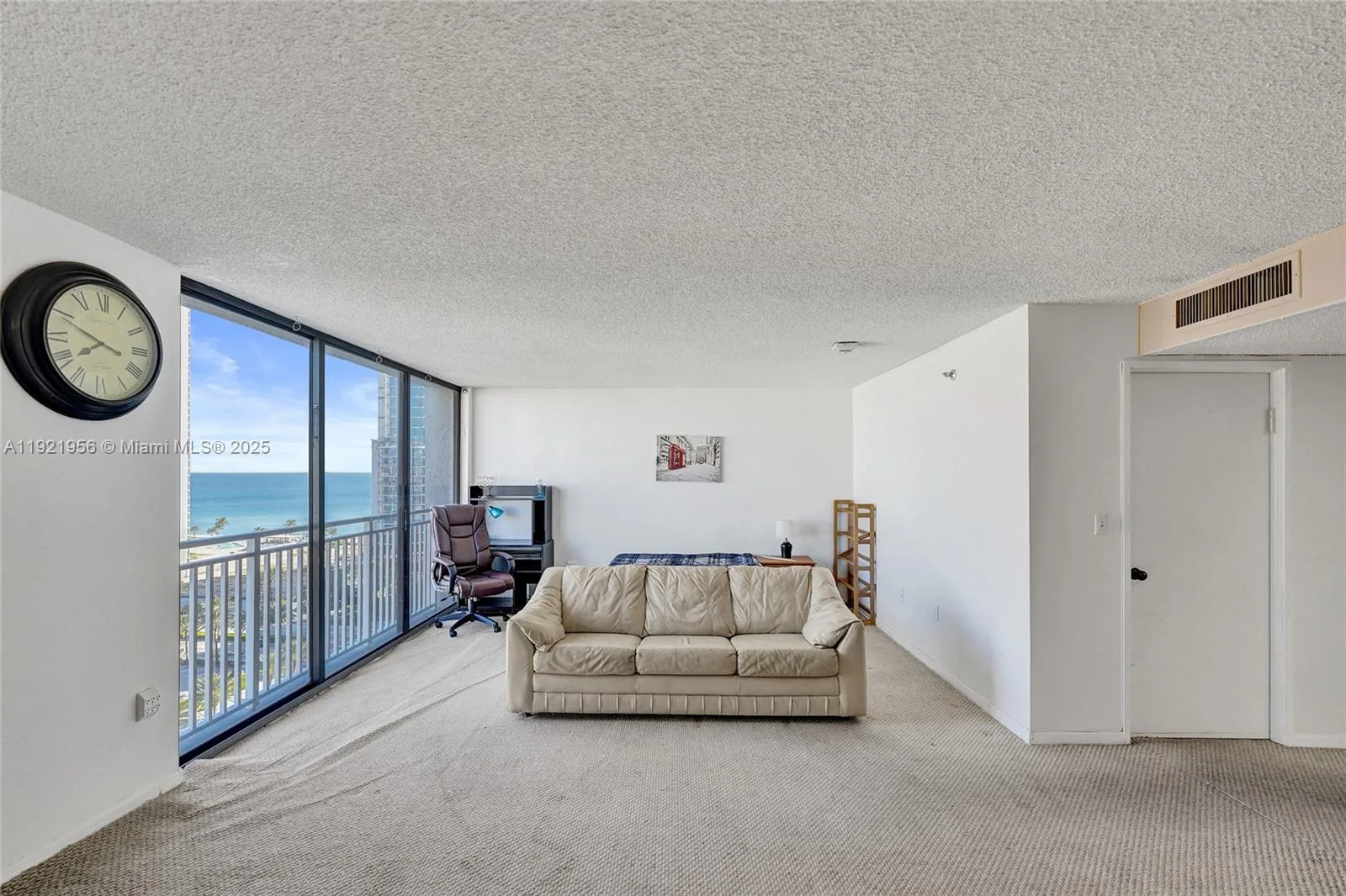 210 174th St # 1715, Sunny Isles Beach, FL 33160 photo 2