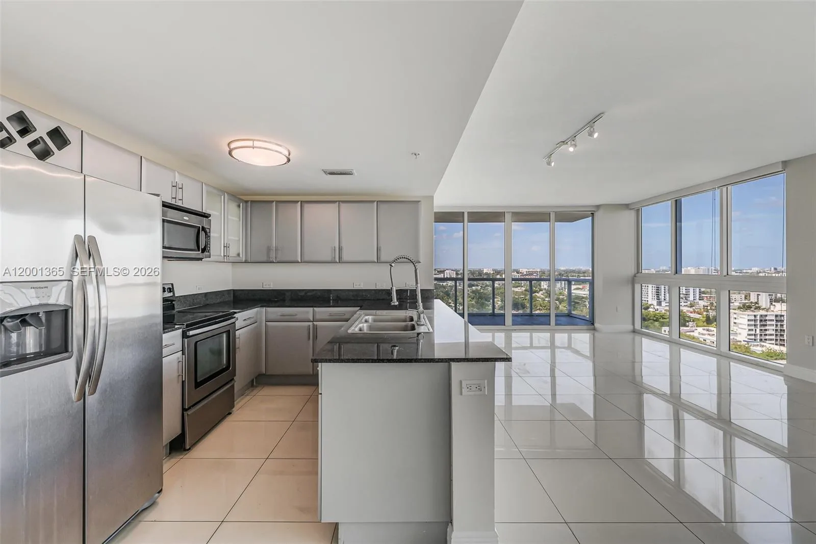 1861 NW S River Dr # 2006, Miami, FL 33125 photo 4