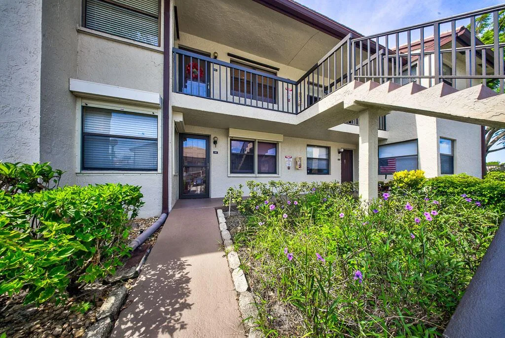 7650 Tahiti Lane # 105, Lake Worth, FL 33467