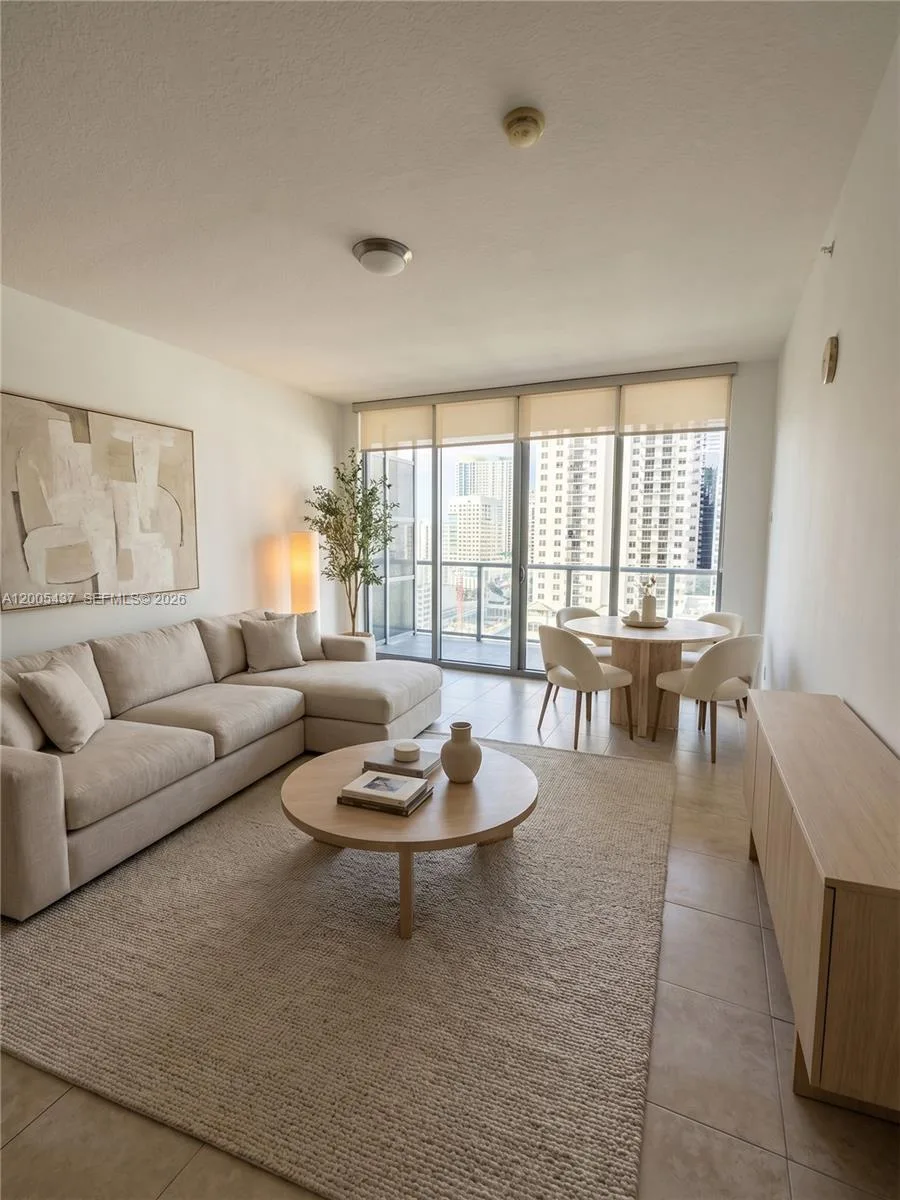 1111 SW 1st Ave # 2124-N, Miami, FL 33130