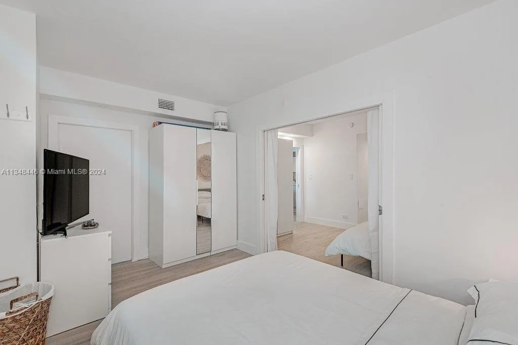 2301 Collins Ave # 1115, Miami Beach, FL 33139 photo 10
