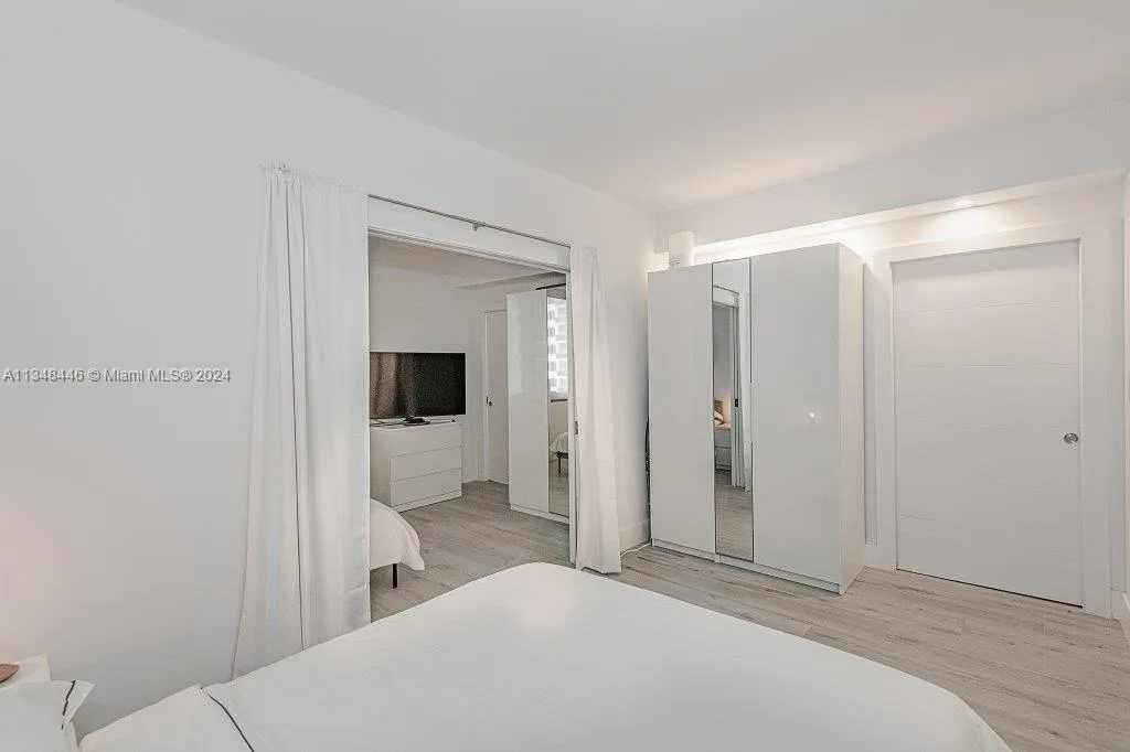 2301 Collins Ave # 1115, Miami Beach, FL 33139 photo 8