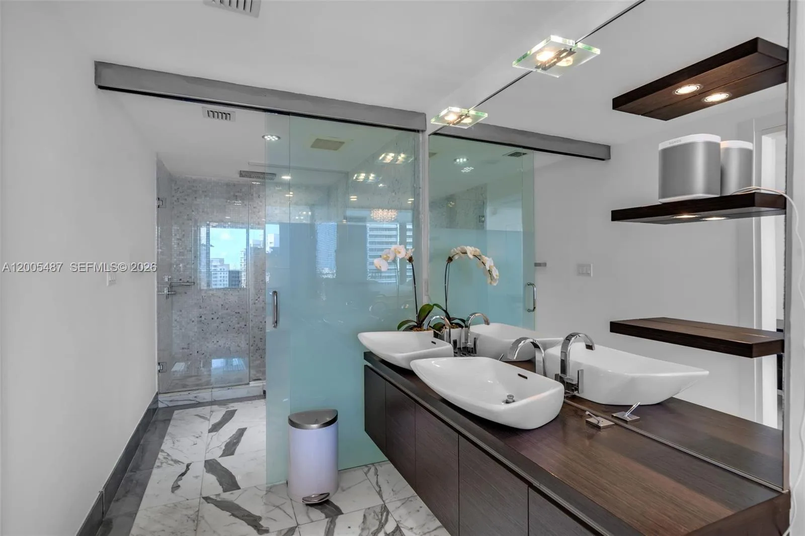 200 Biscayne Boulevard Way # 3407, Miami, FL 33131 photo 11