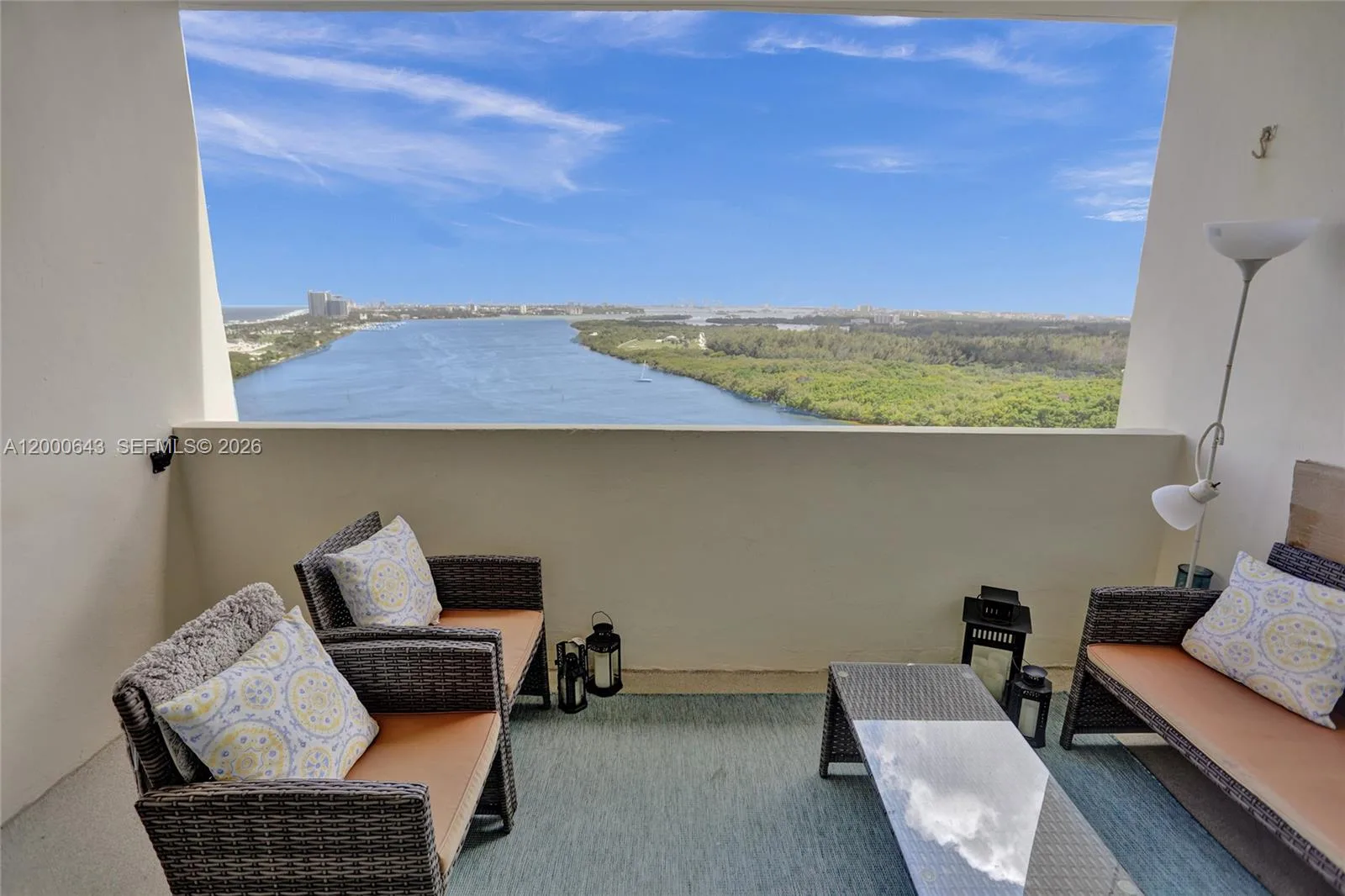 300 Bayview Dr # PH10, Sunny Isles Beach, FL 33160 photo 7