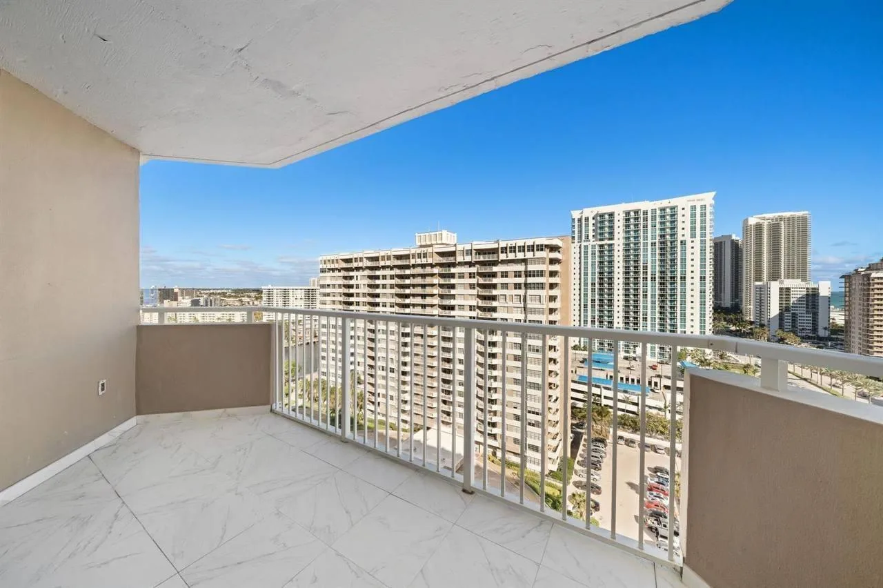 1985 S Ocean Drive # 16b, Hallandale Beach, FL 33009 photo 4