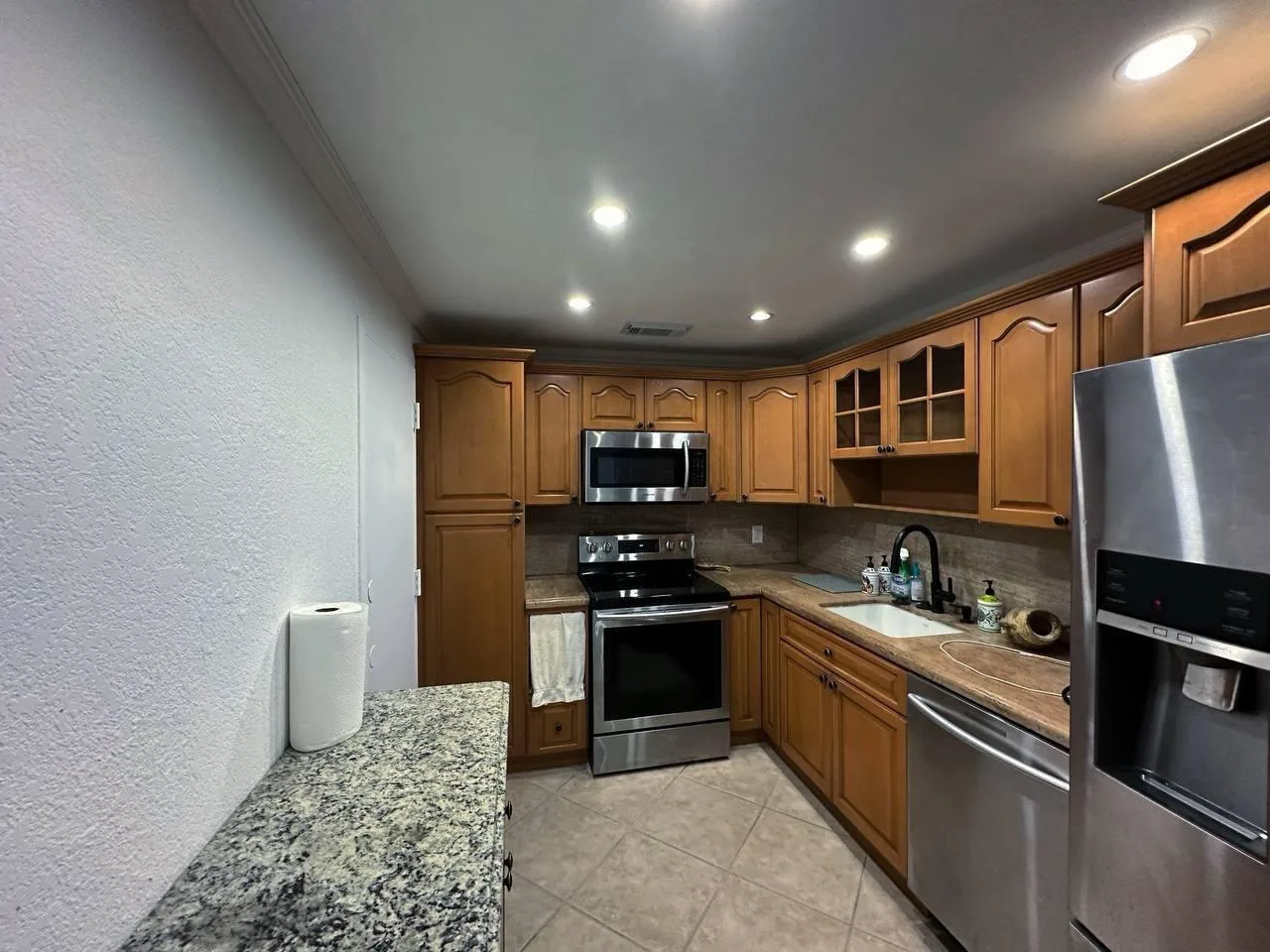 1985 S Ocean Drive # 16b, Hallandale Beach, FL 33009 photo 6