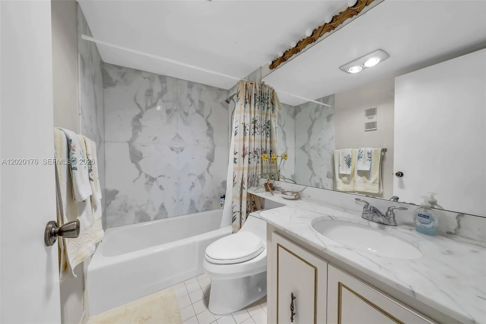 199 Ocean Lane Dr # 512, Key Biscayne, FL 33149 photo 11