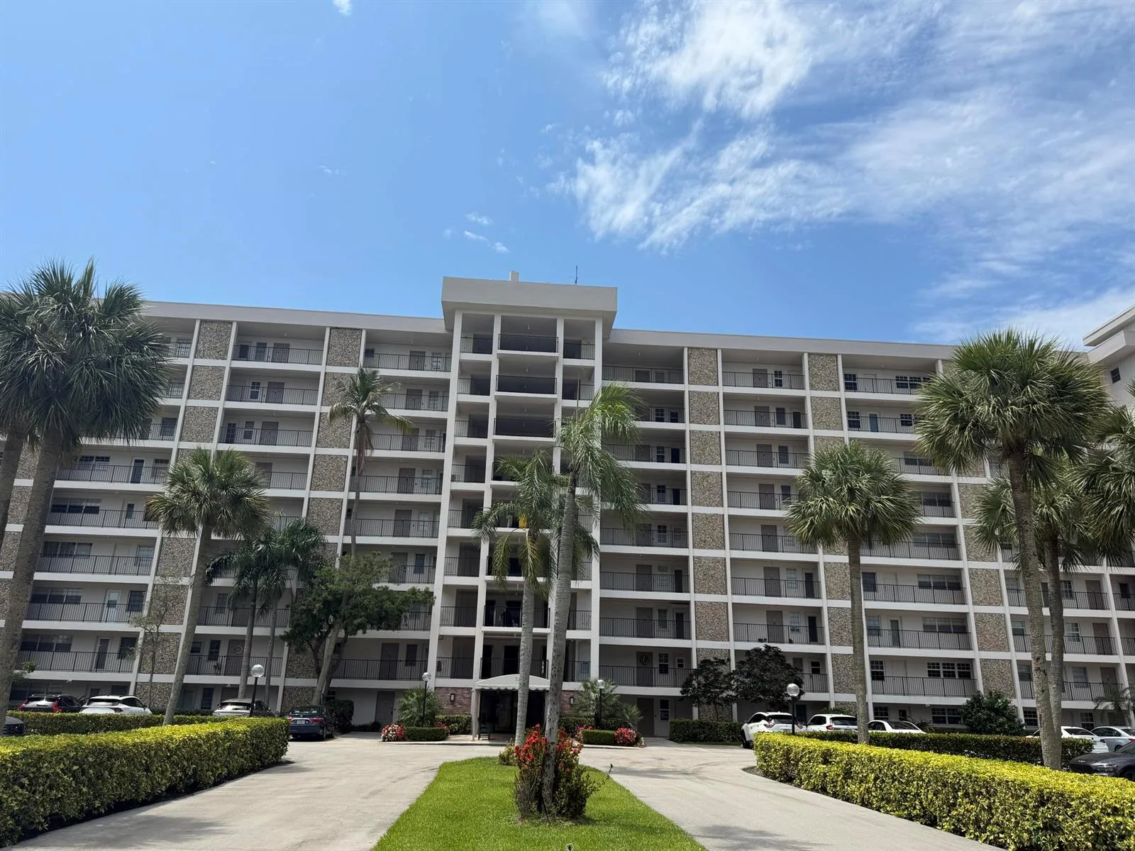 3150 N Palm Aire Drive # 804, Pompano Beach, FL 33069