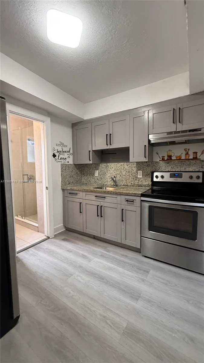 2238 NW 5th St # 1, Miami, FL 33125