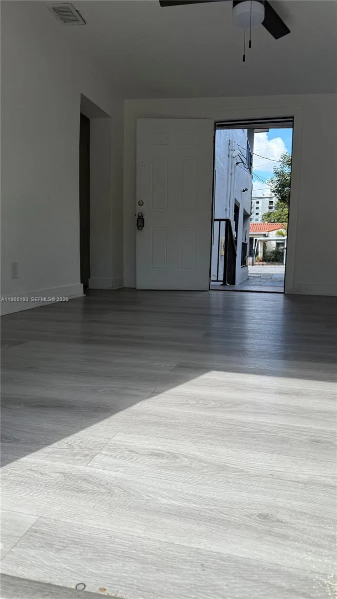 2238 NW 5th St # 1, Miami, FL 33125 photo 4