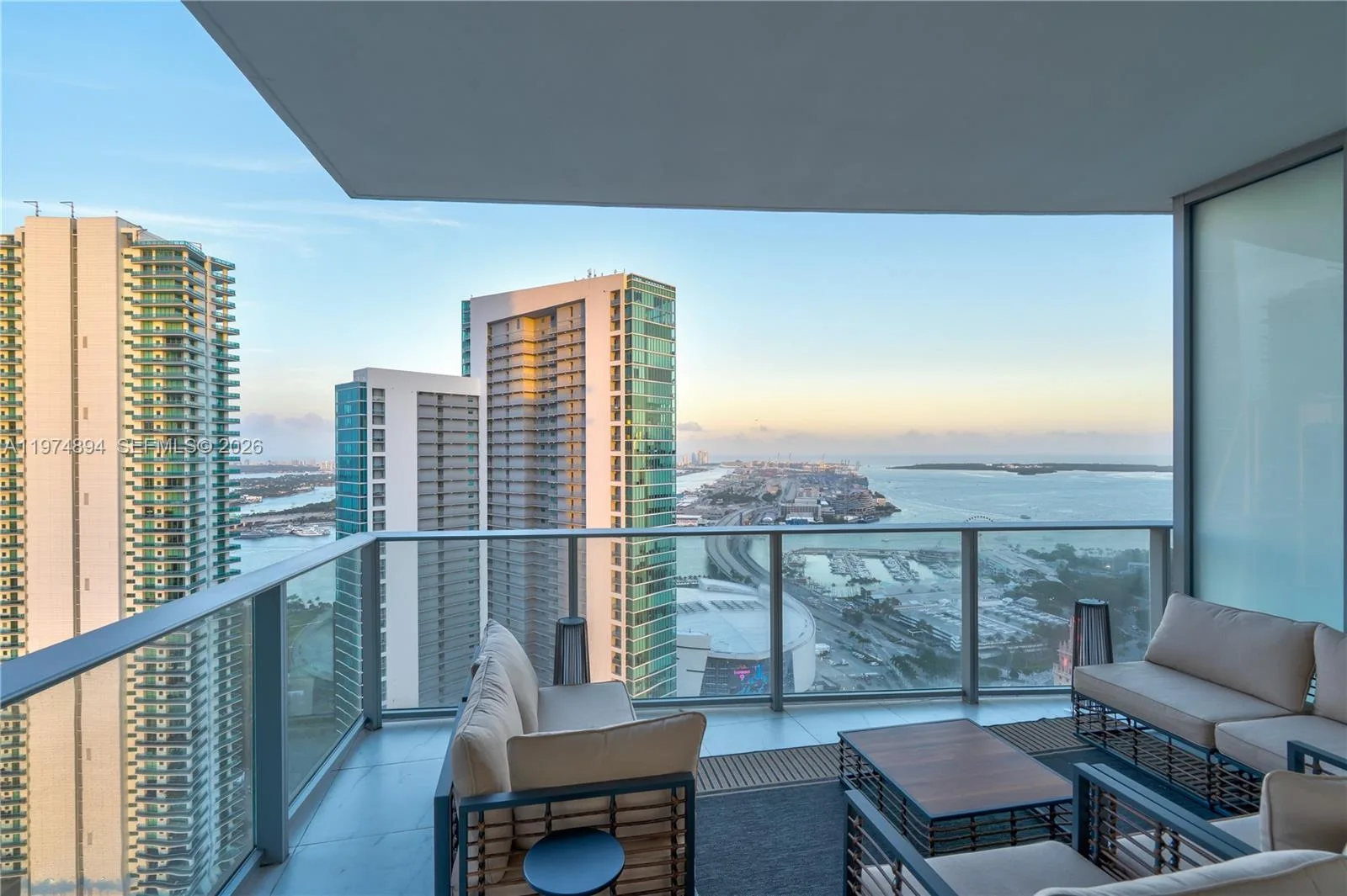 851 NE 1st Ave # 4207, Miami, FL 33132 photo 3